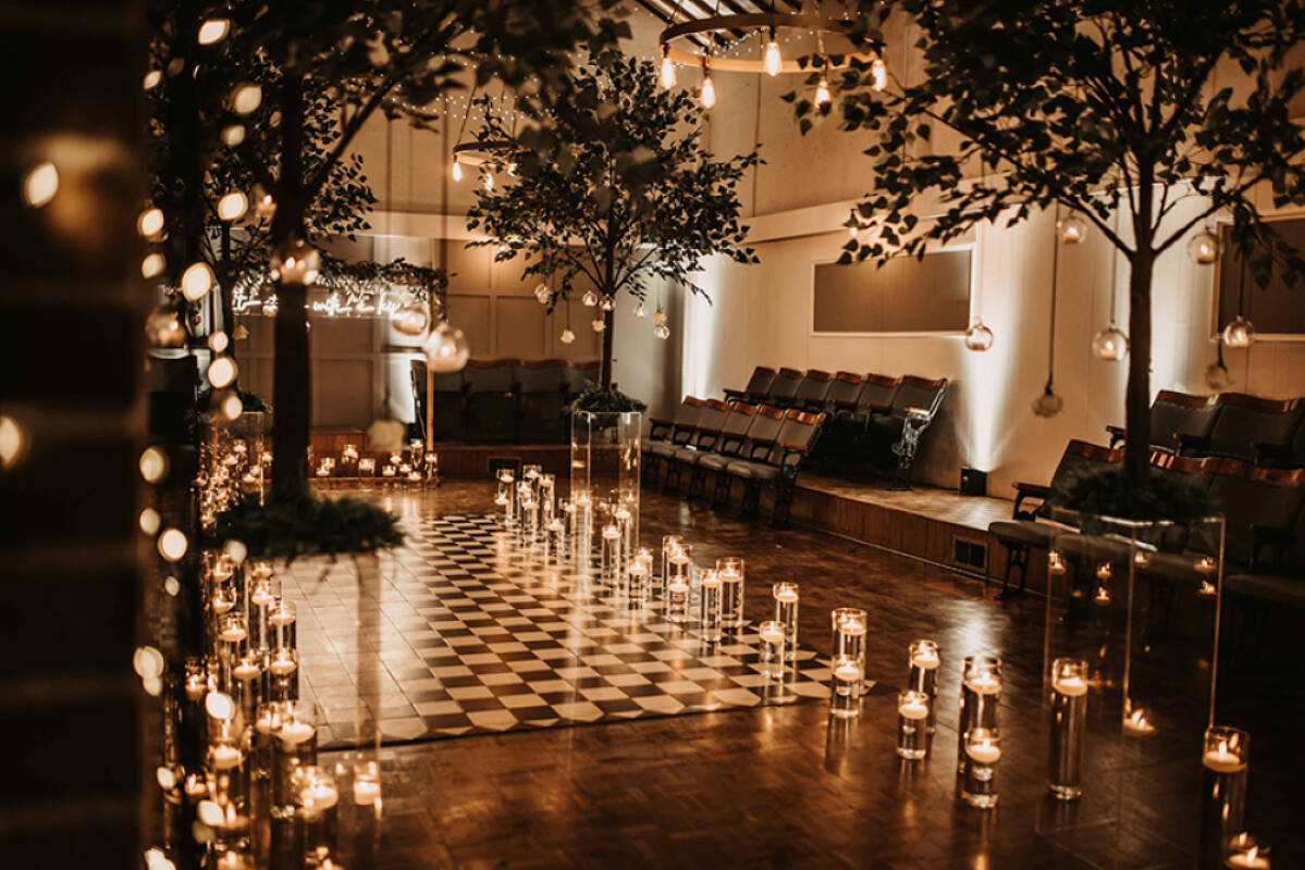 Larkspur lodge