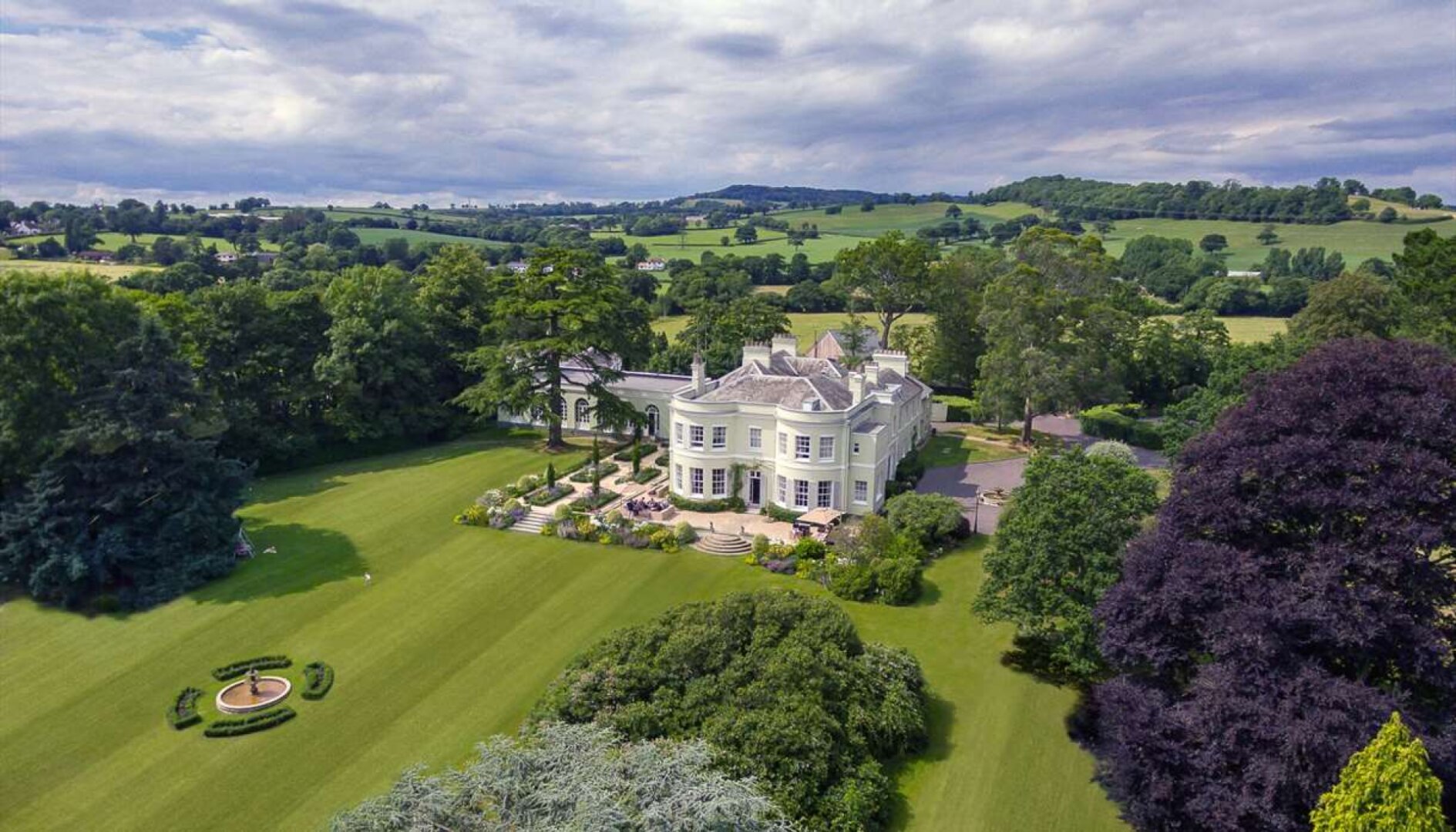 Deer Park Country House