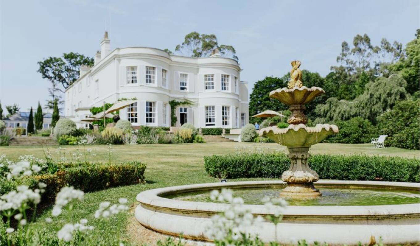 Deer Park Country House