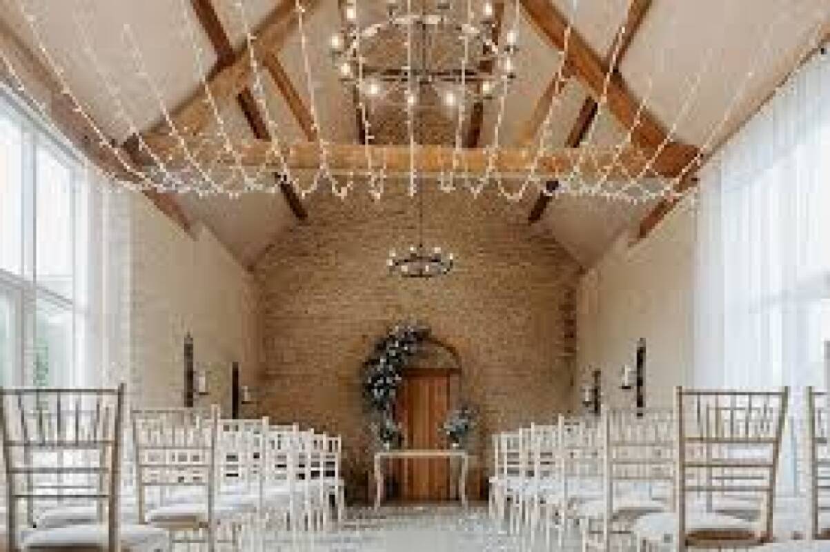 Stratton Court Barn