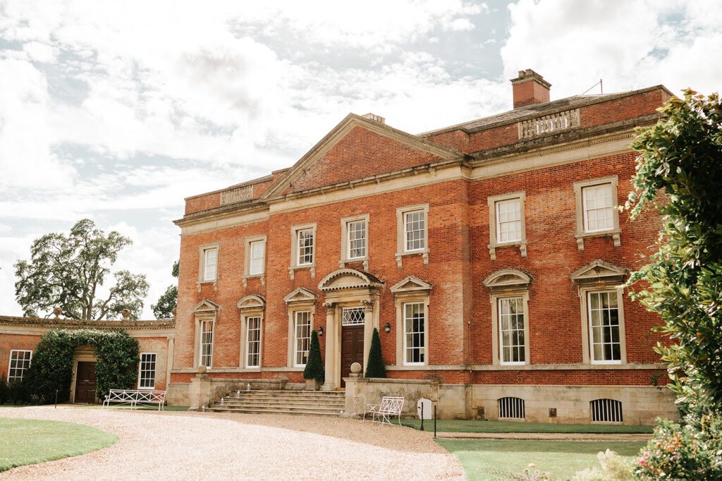 Kelmarsh Hall