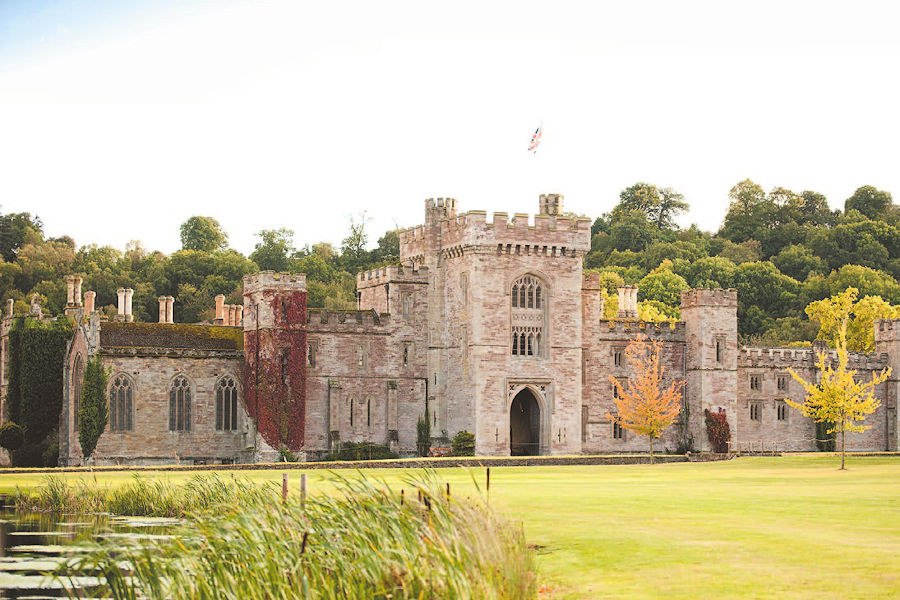 Hampton Court Castle