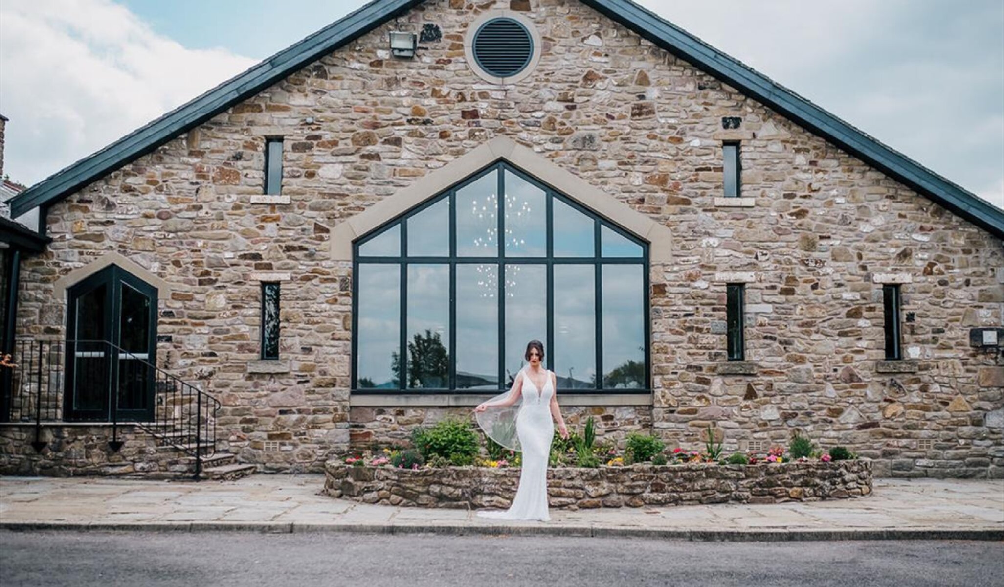 Mytton Fold Hotel - Image 2