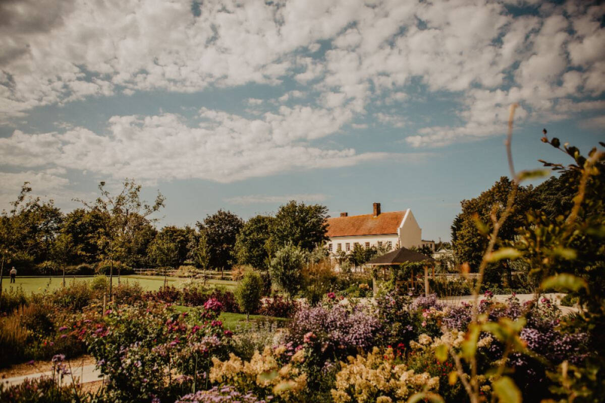 Field Place Manor House & Barns
