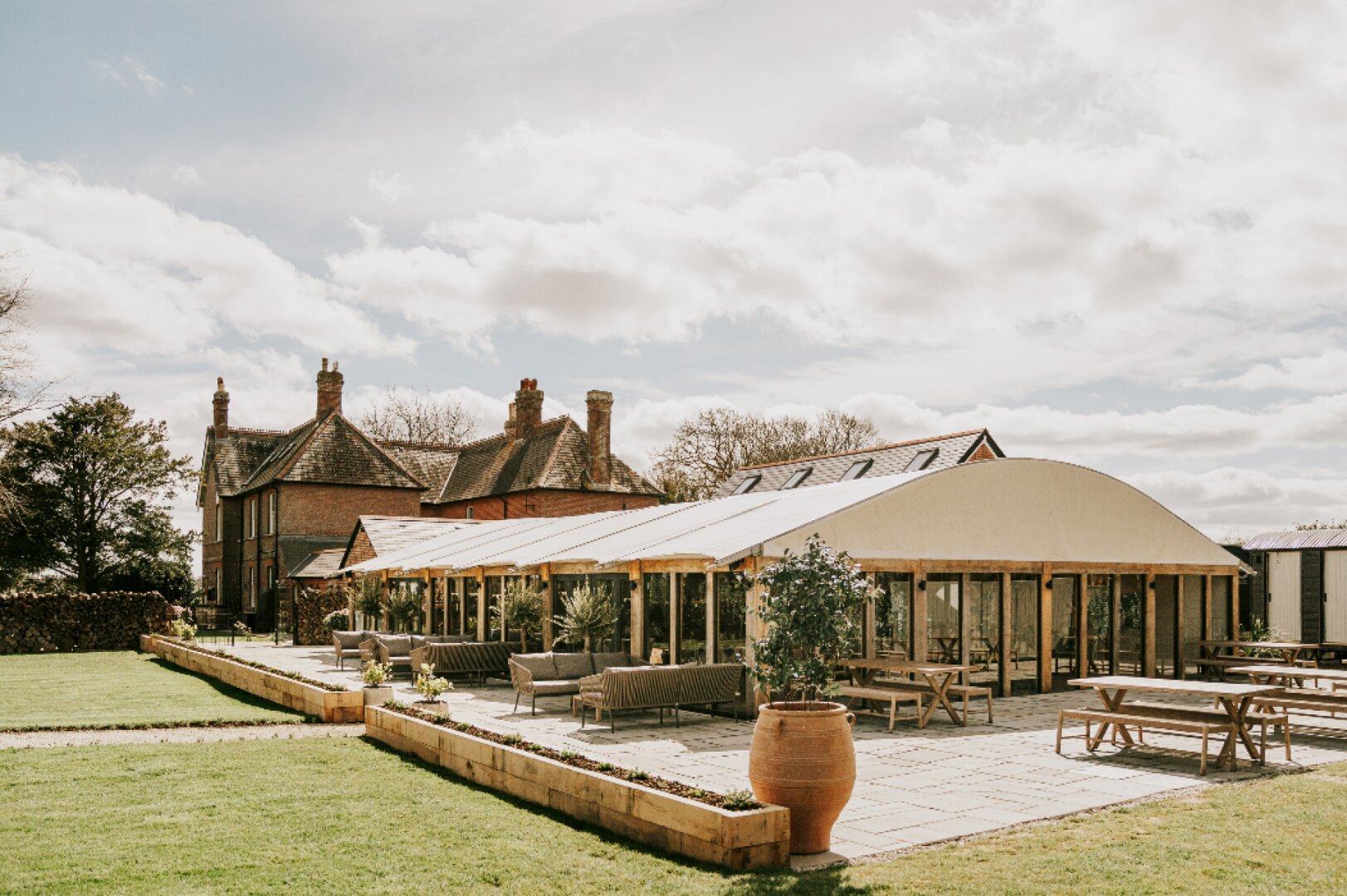 Abbots Court