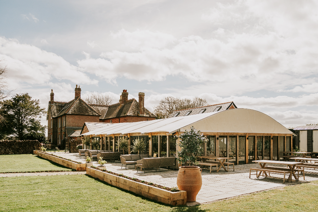 Abbots Court