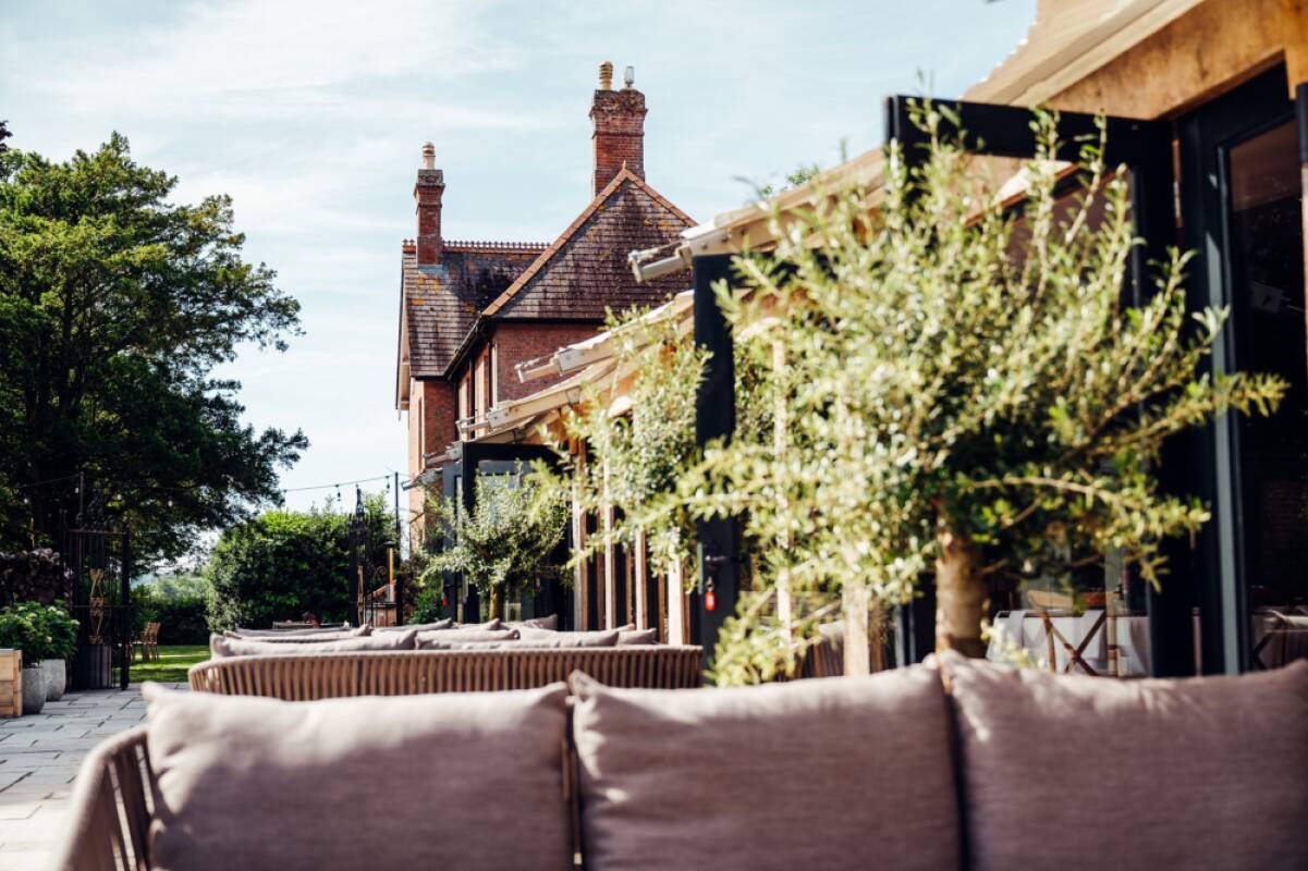 Abbots Court